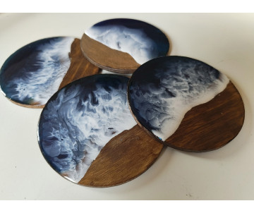 Posavasos madera decoración olas en resina